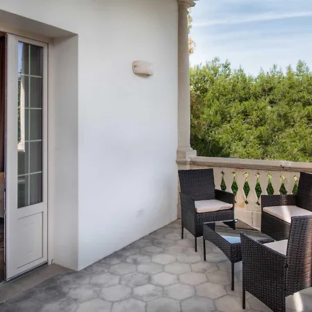 Palazzo Bove 2 - Dagmar