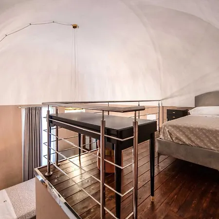 Palazzo Bove 2 - Dagmar 住宿加早餐酒店 加拉托内